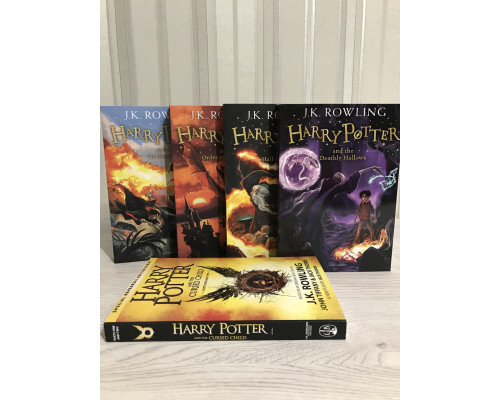 Комплект книг : Гарри Поттер 8 книг (на английском языке) Harry Potter. Дж. К. Роулинг